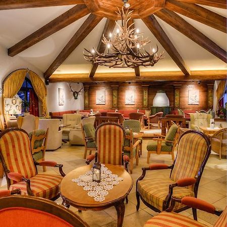 Jaegerwirt Hotel Kitzbühel Exterior foto