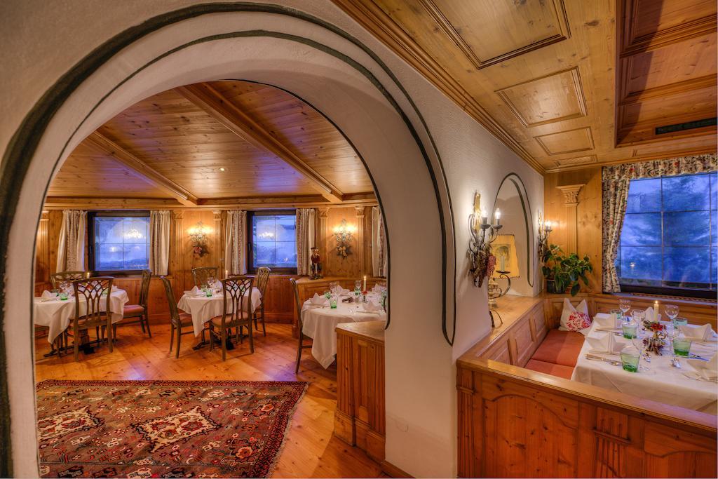 Jaegerwirt Hotel Kitzbühel Exterior foto
