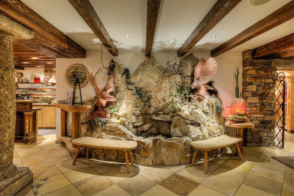 Jaegerwirt Hotel Kitzbühel Exterior foto