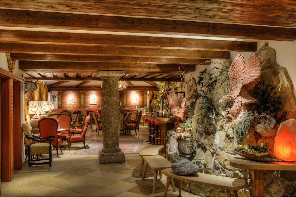 Jaegerwirt Hotel Kitzbühel Exterior foto